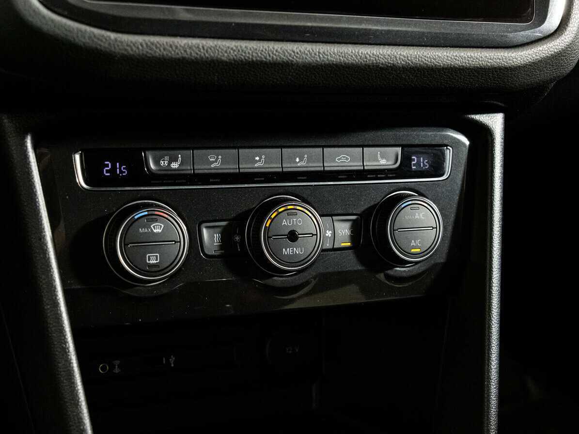 Volkswagen Tiguan, 2017 Фото №20