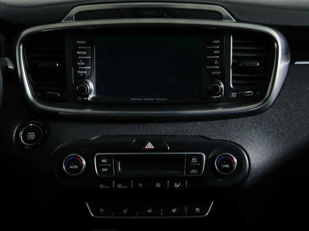 Kia Sorento, 2018 Фото №13