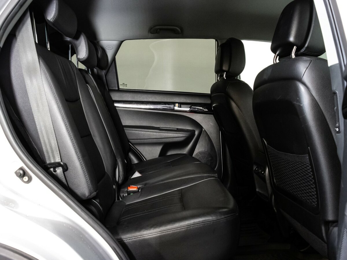 Kia Sorento II Рестайлинг, 2014 Фото №16