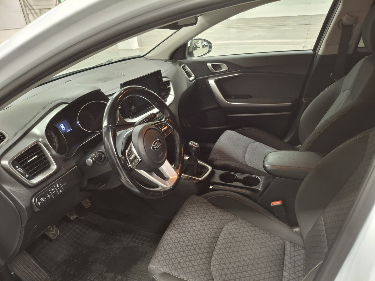 Kia Ceed III, 2019 Фото №16