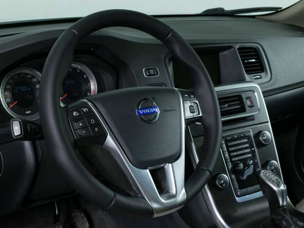 Volvo S60, 2012 Фото №11