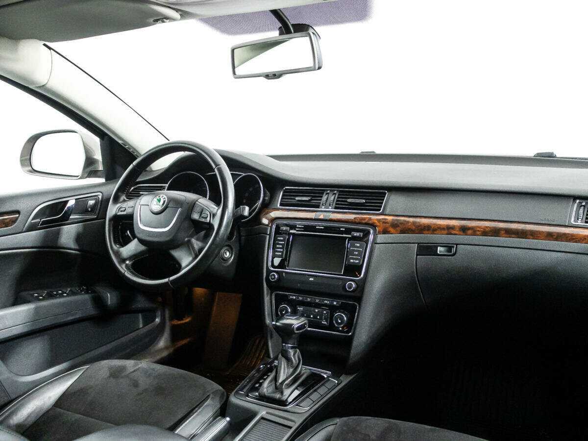 Skoda Superb, 2012 Фото №9