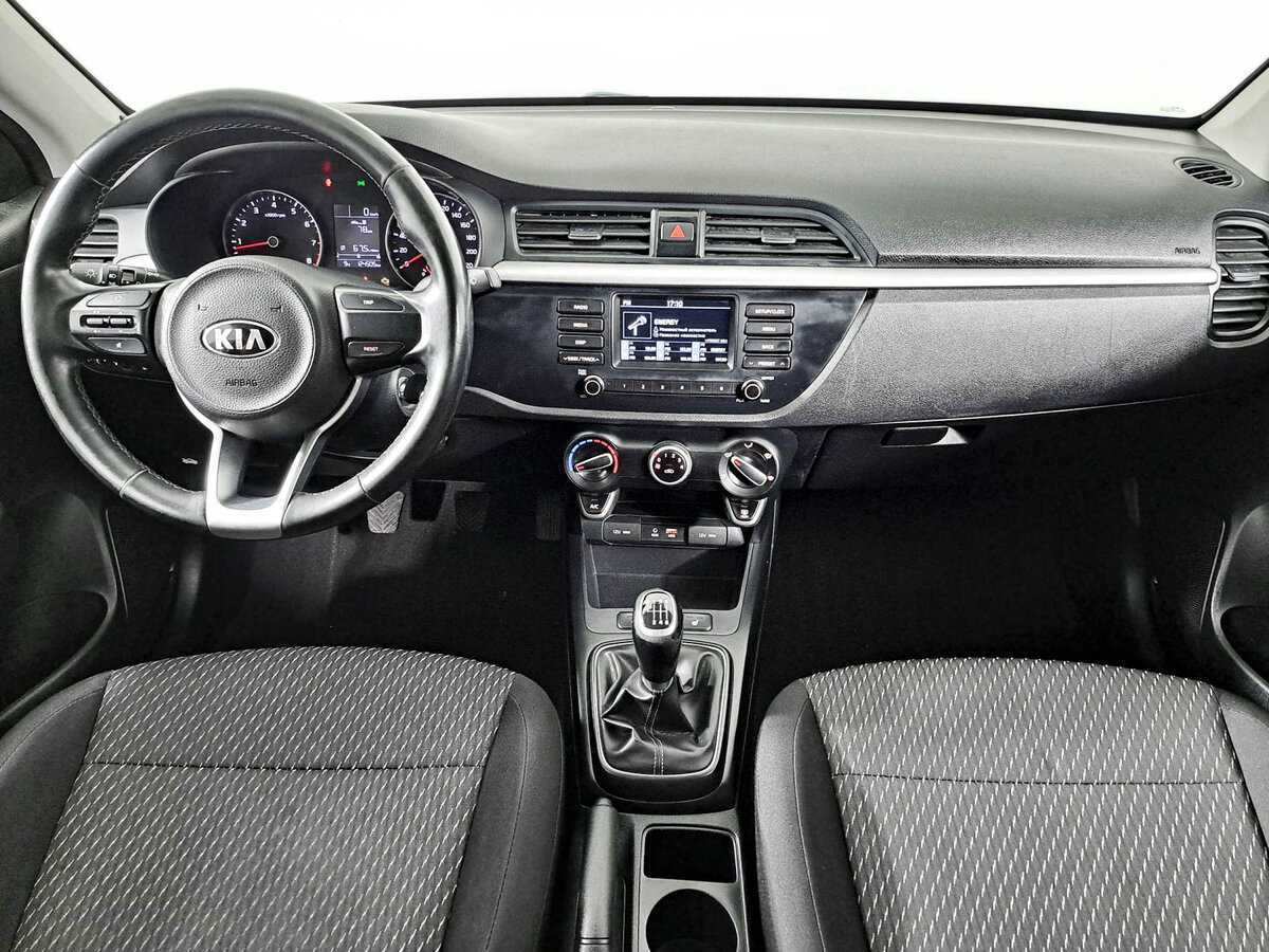 Kia Rio, 2018 Фото №14