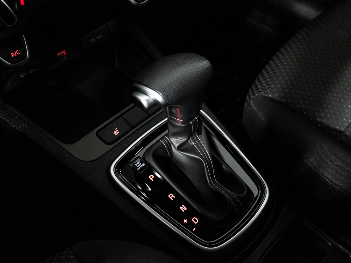 Kia Rio IV Рестайлинг, 2021 Фото №17