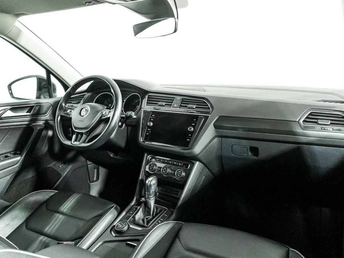 Volkswagen Tiguan, 2019 Фото №9