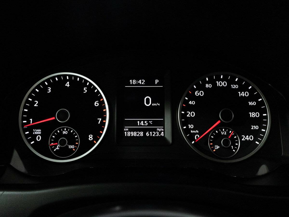 Volkswagen Tiguan, 2016 Фото №12