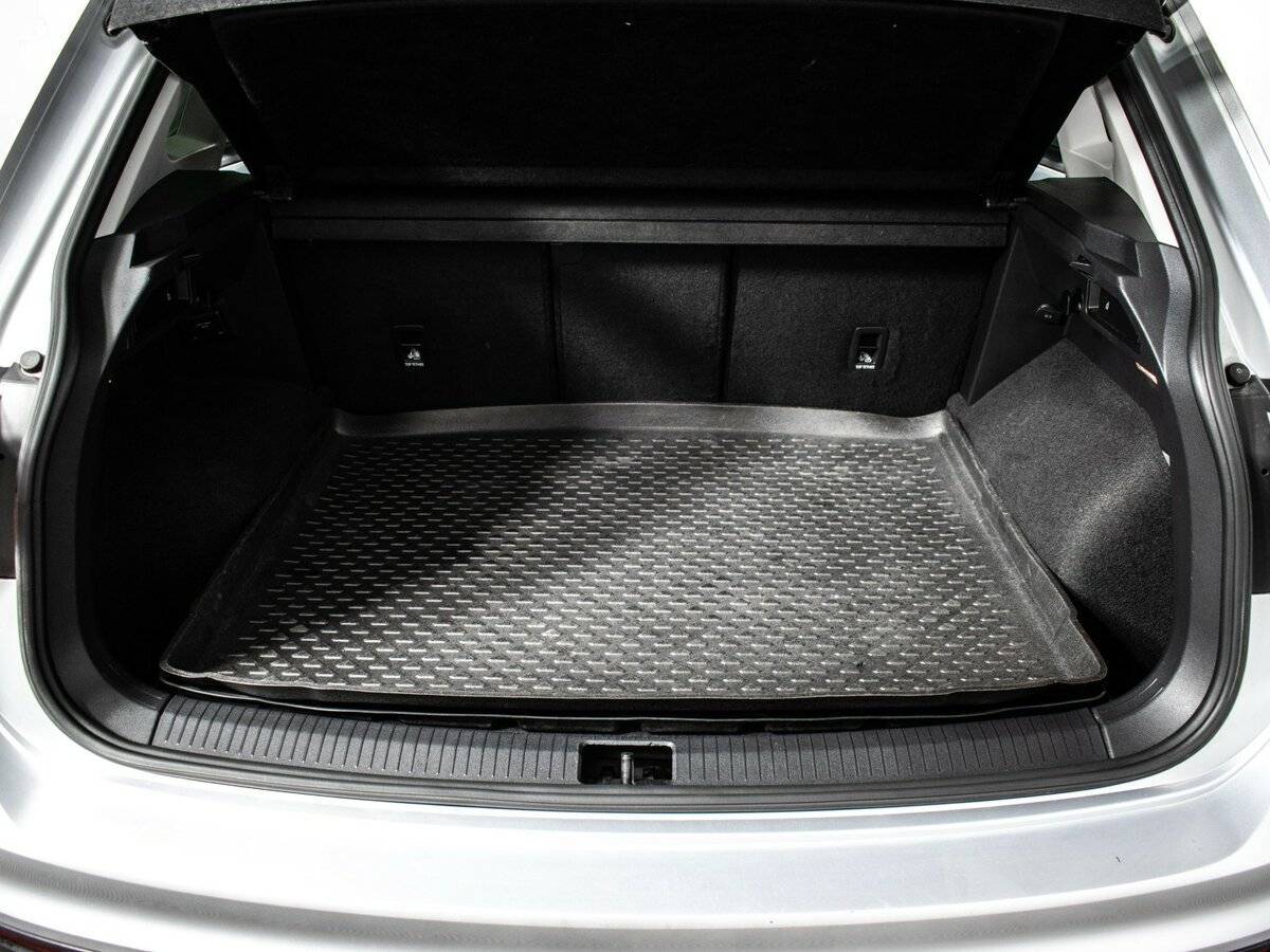 Volkswagen Tiguan, 2017 Фото №13