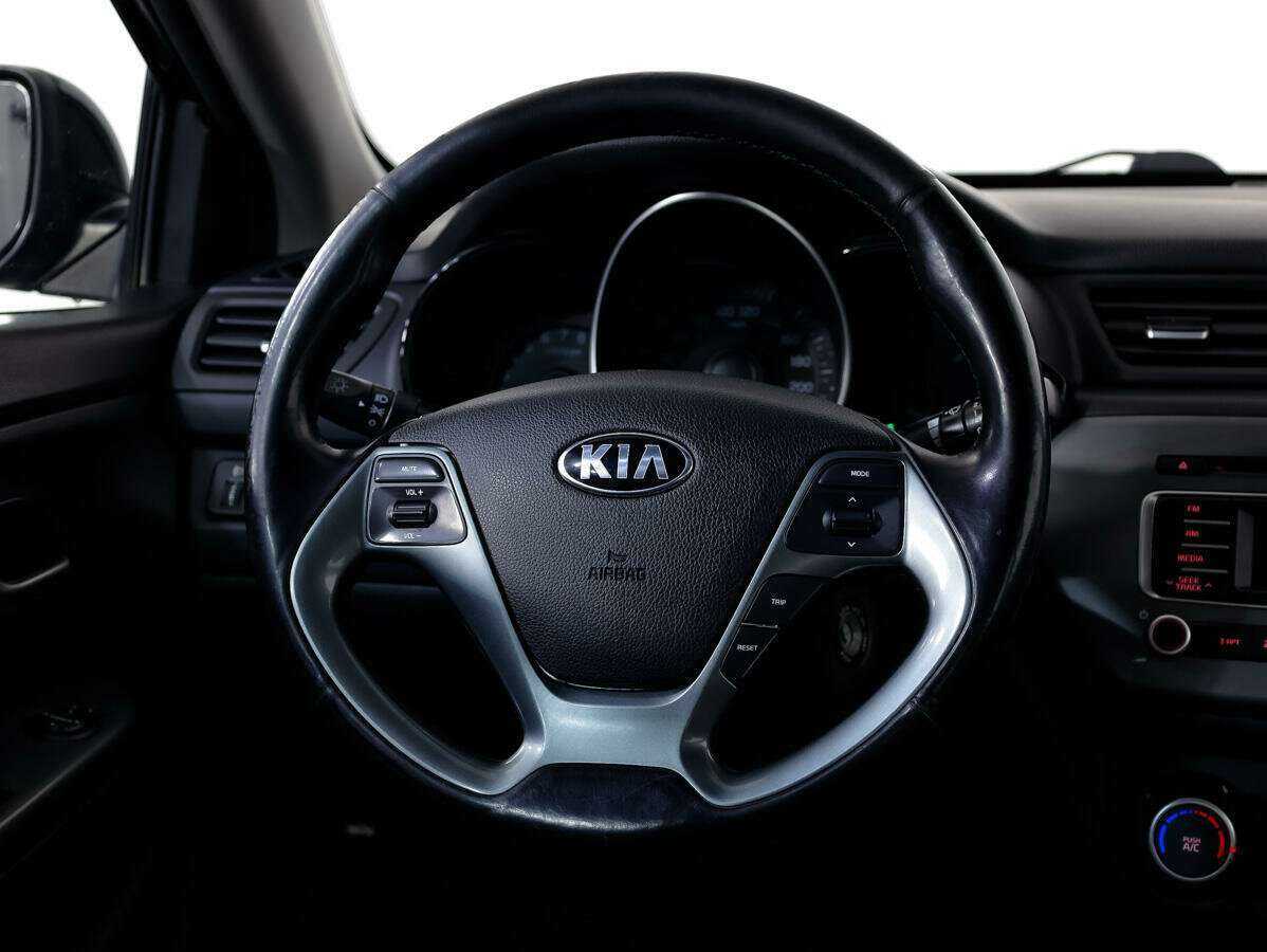 Kia Rio, 2017 Фото №12