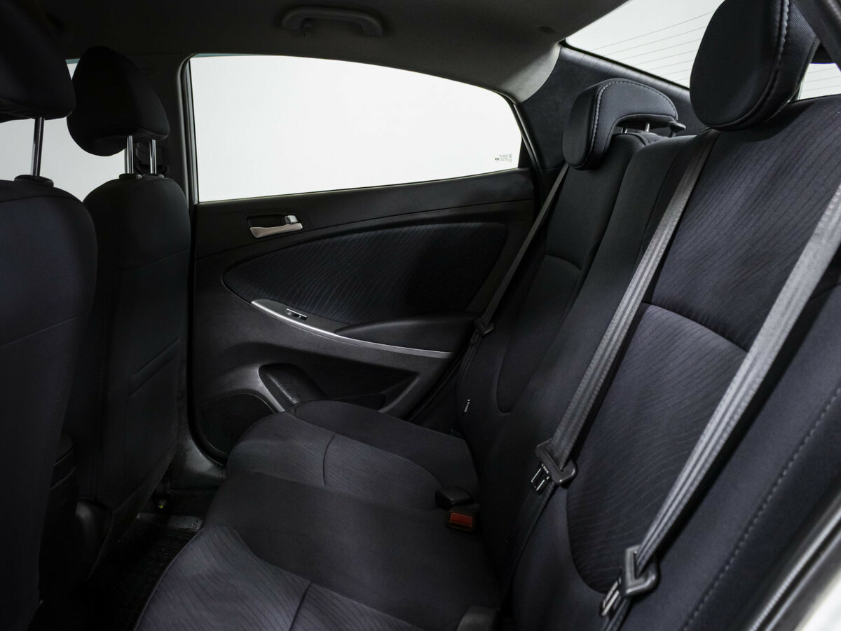 Hyundai Solaris I Рестайлинг, 2015 Фото №13