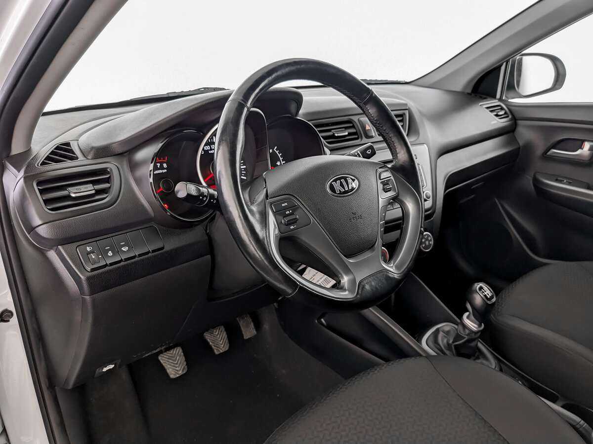 Kia Rio, 2016 Фото №14