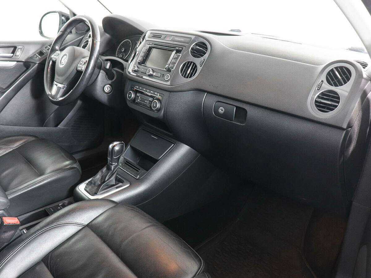 Volkswagen Tiguan, 2012 Фото №6
