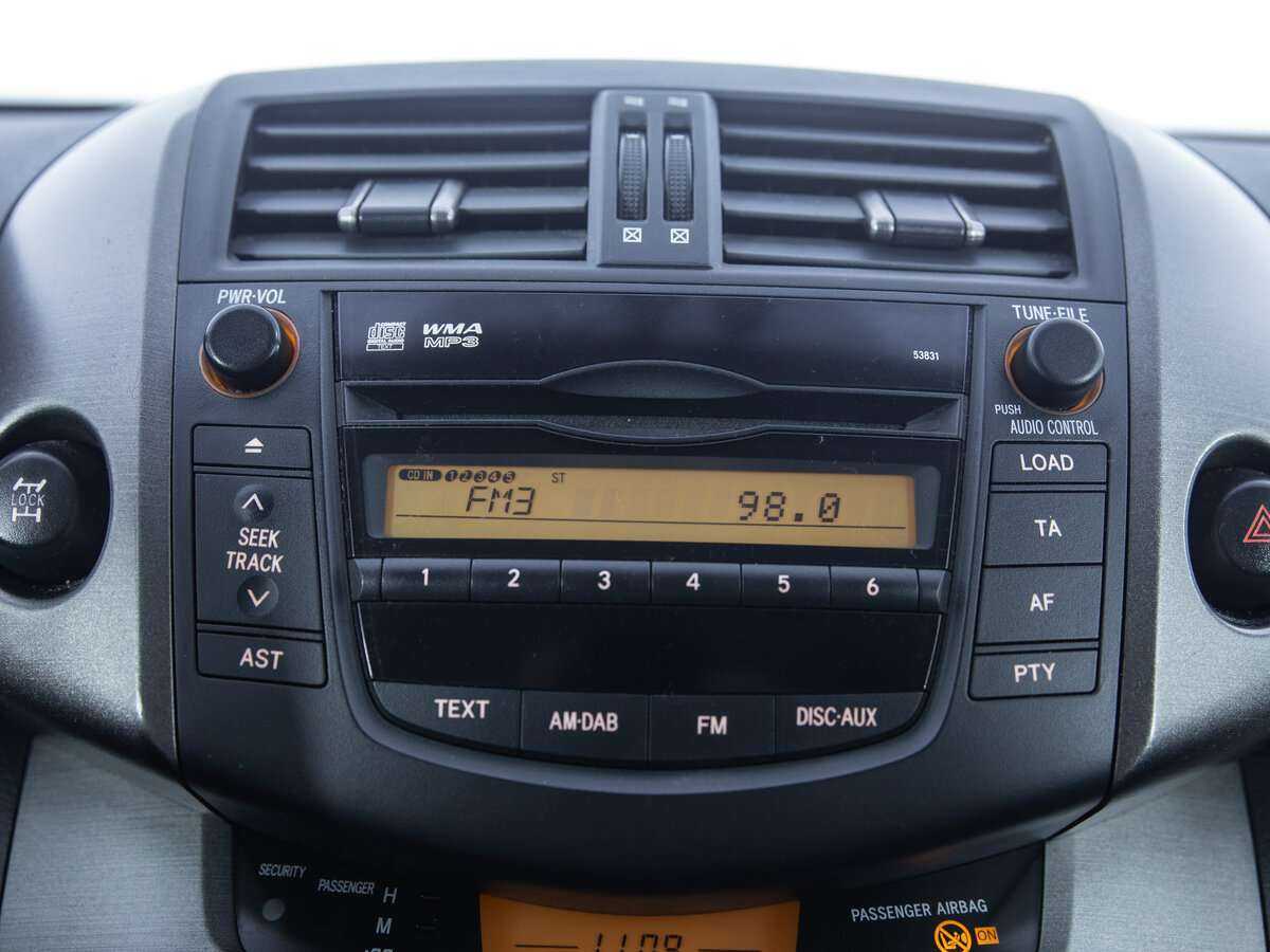 Toyota RAV4, 2012 Фото №11