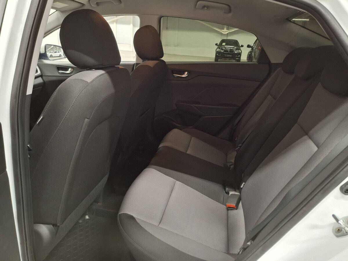 Hyundai Solaris II, 2017 Фото №12