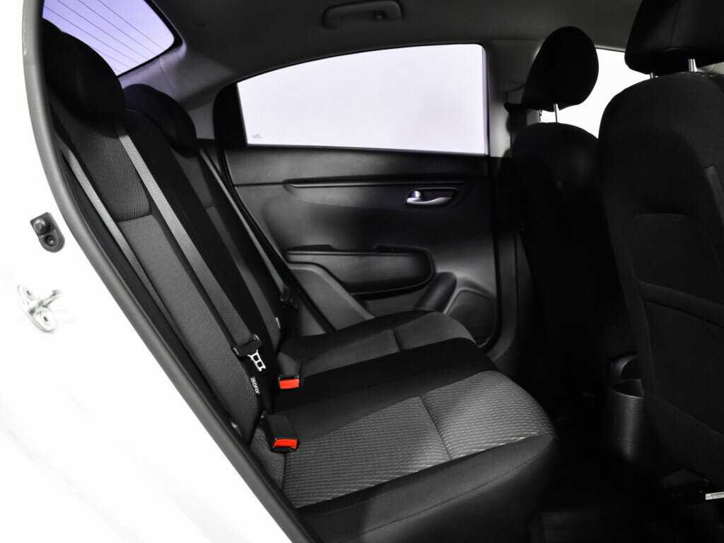 Kia Rio, 2018 Фото №10