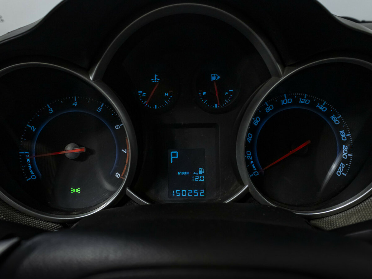 Chevrolet Cruze I Рестайлинг, 2013 Фото №9