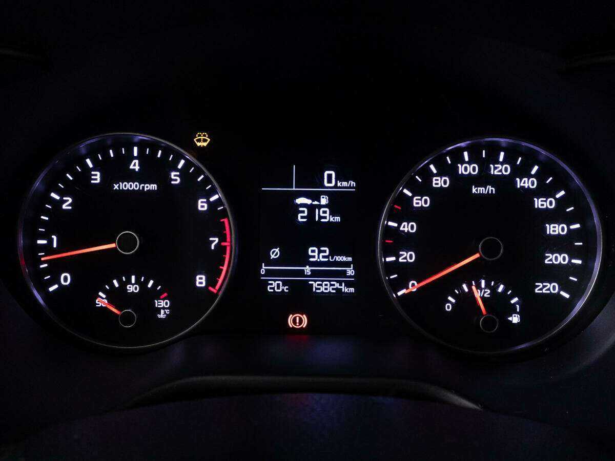 Kia Rio, 2017 Фото №12