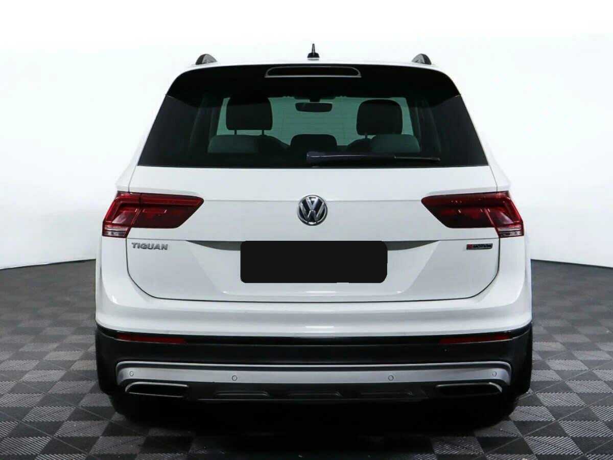 Volkswagen Tiguan, 2018 Фото №6