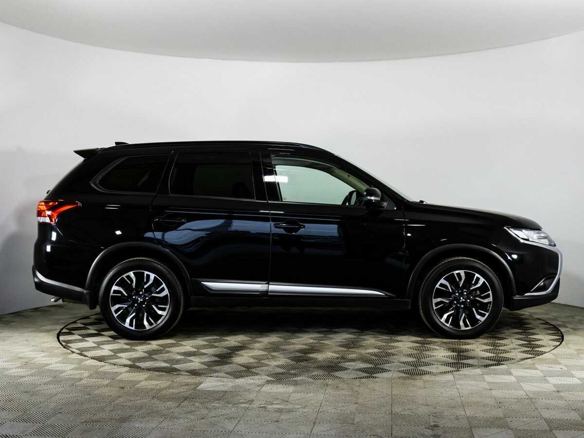 Mitsubishi Outlander, 2021 Фото №4