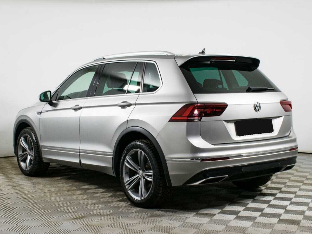 Volkswagen Tiguan, 2018 Фото №7