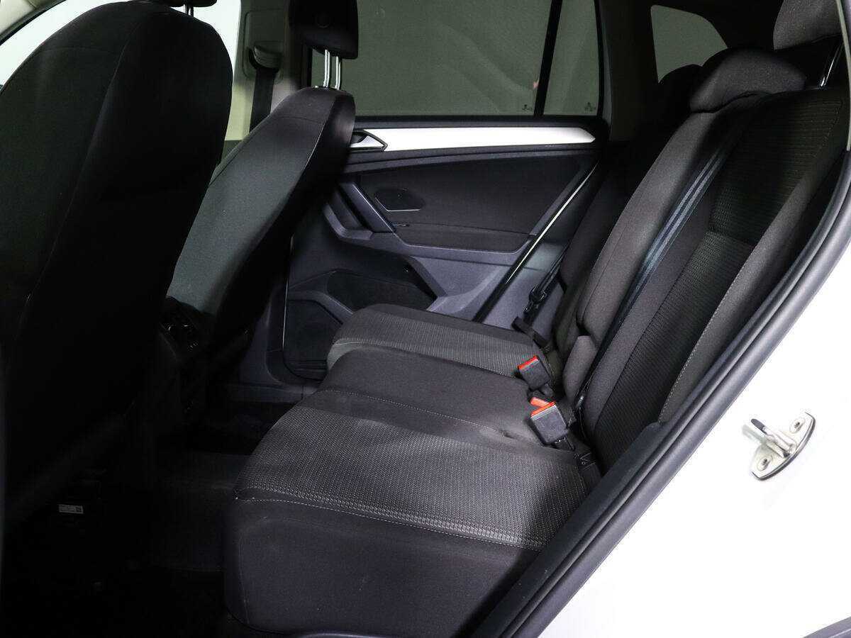 Volkswagen Tiguan L, 2019 Фото №8