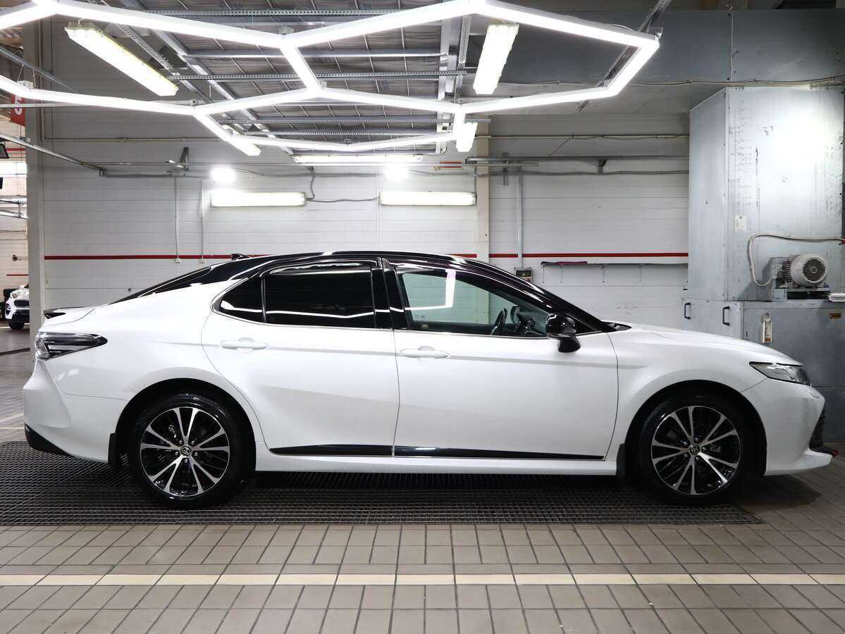 Toyota Camry, 2020 Фото №11
