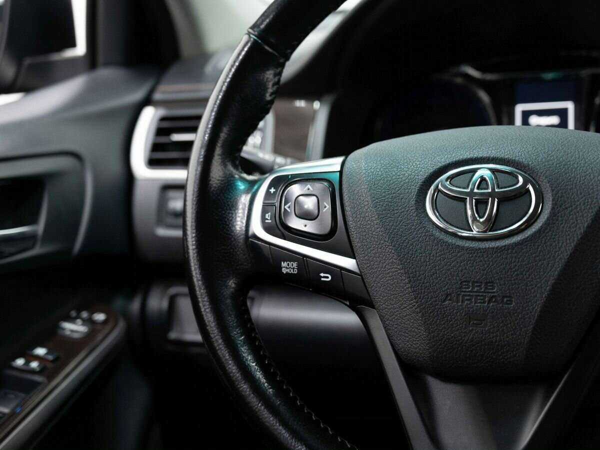 Toyota Camry, 2018 Фото №17