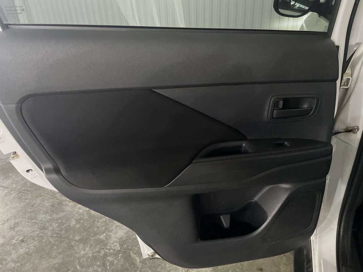 Mitsubishi Outlander, 2013 Фото №18