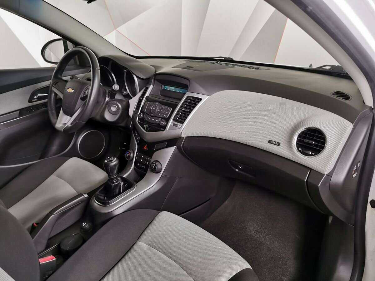 Chevrolet Cruze, 2012 Фото №9