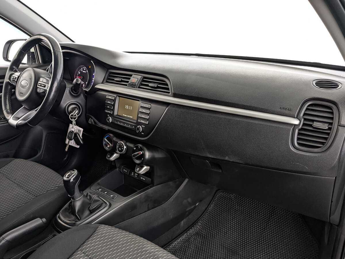 Kia Rio, 2018 Фото №13