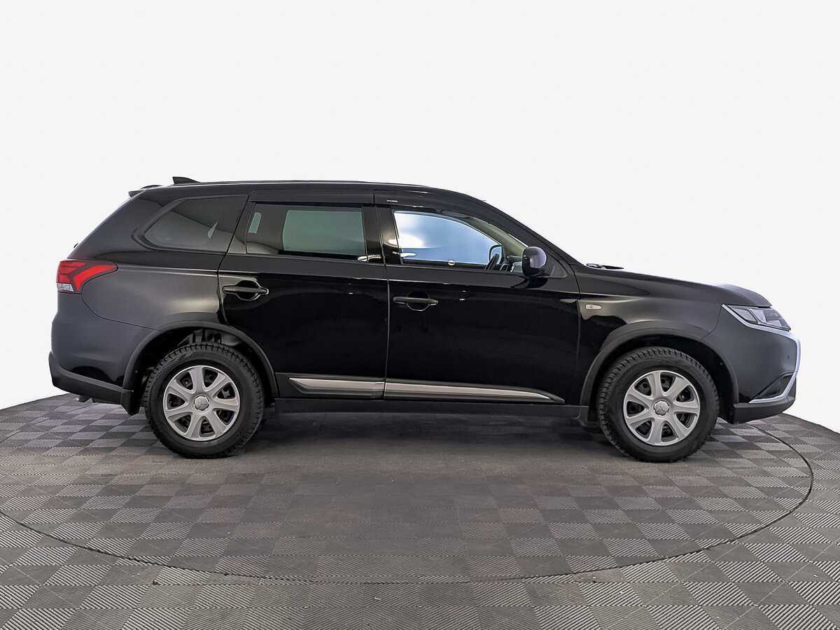 Mitsubishi Outlander, 2021 Фото №4