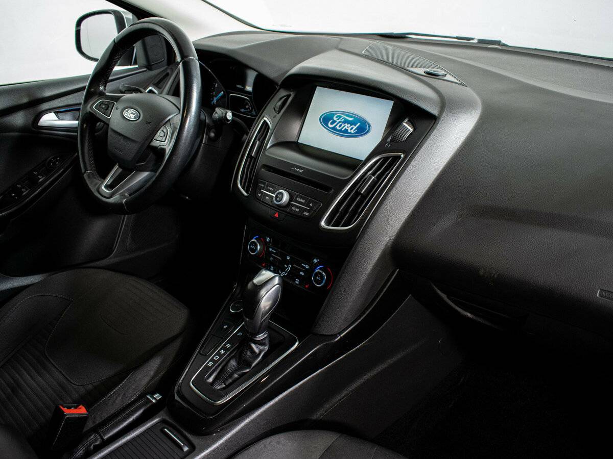 Ford Focus III Рестайлинг, 2017 Фото №8