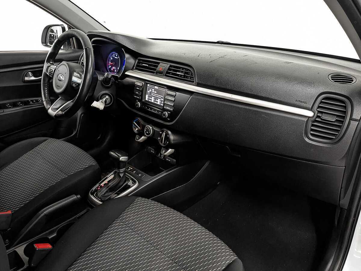 Kia Rio X-Line, 2020 Фото №10