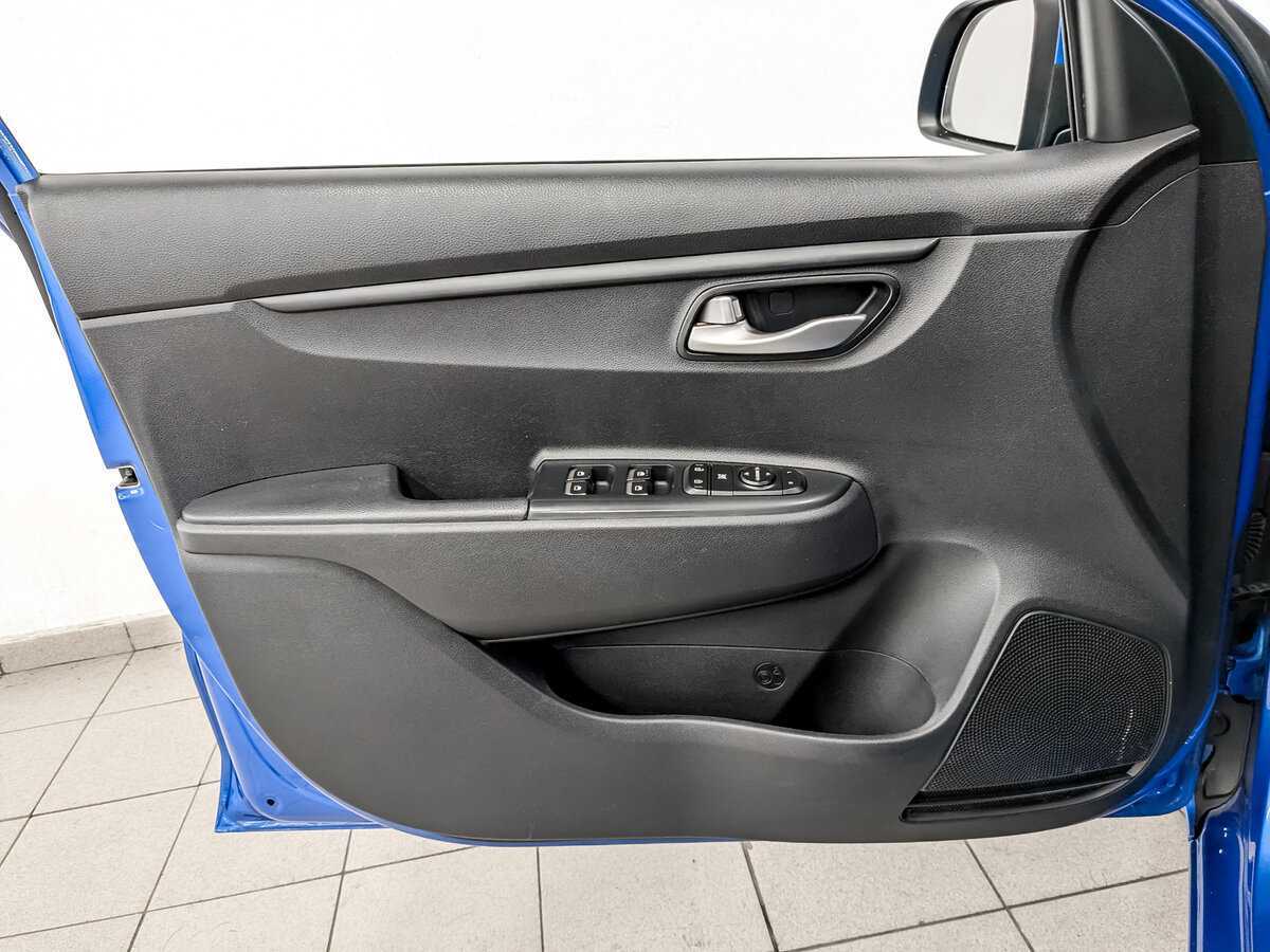 Kia Rio, 2018 Фото №17