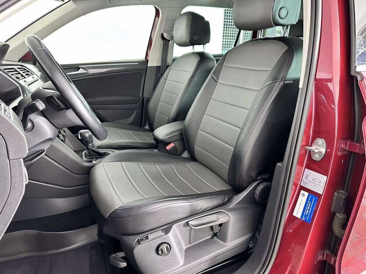 Volkswagen Tiguan, 2018 Фото №10