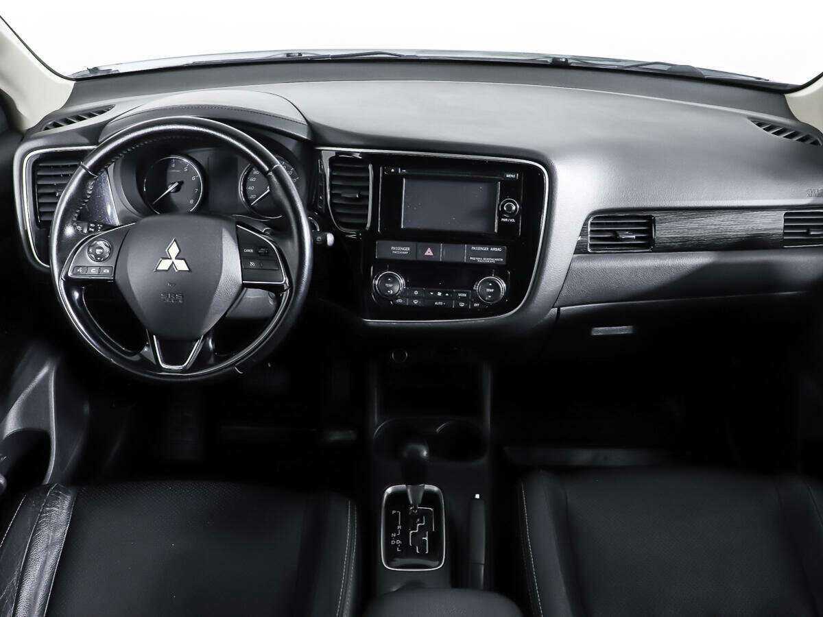 Mitsubishi Outlander, 2016 Фото №10