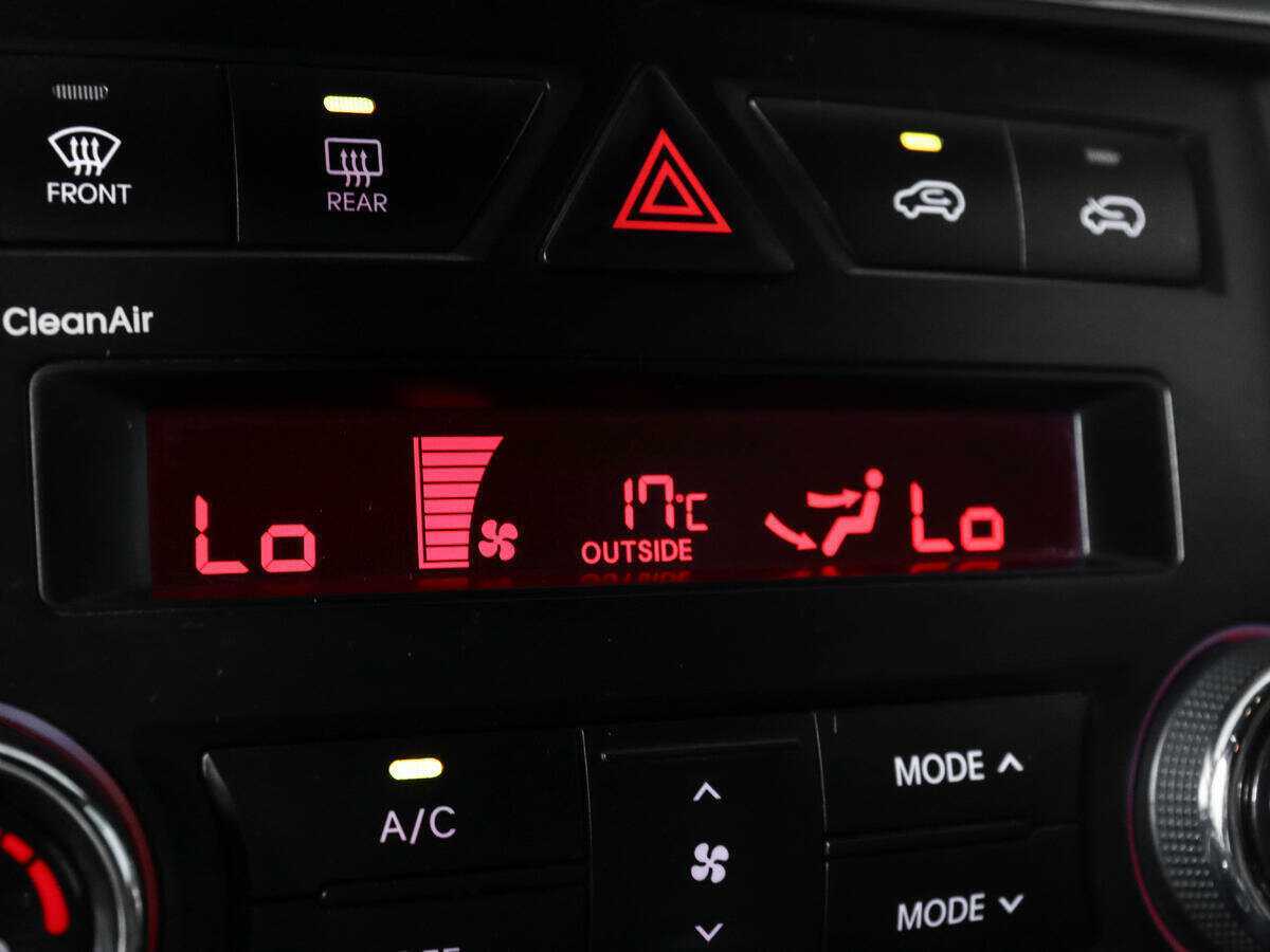 Kia Sorento, 2012 Фото №15