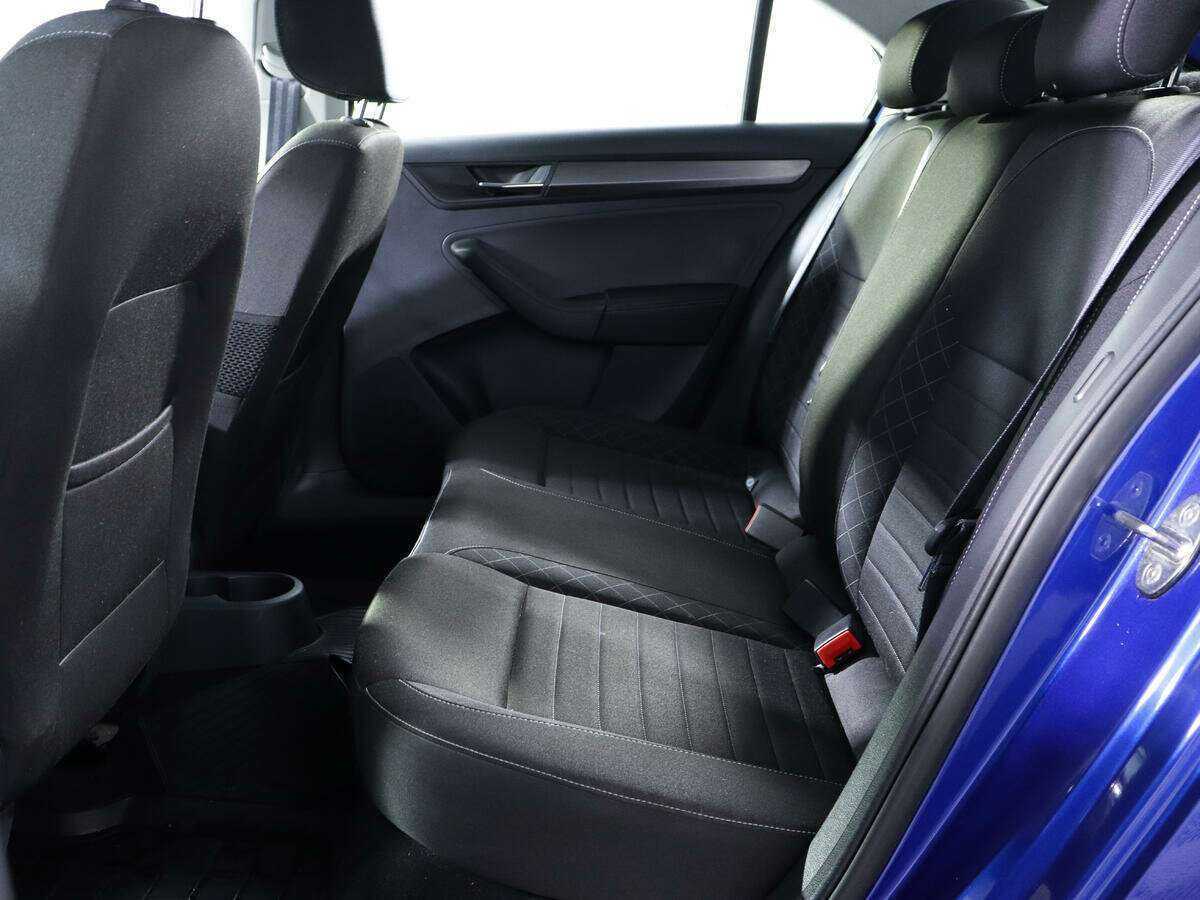 Skoda Rapid, 2017 Фото №8