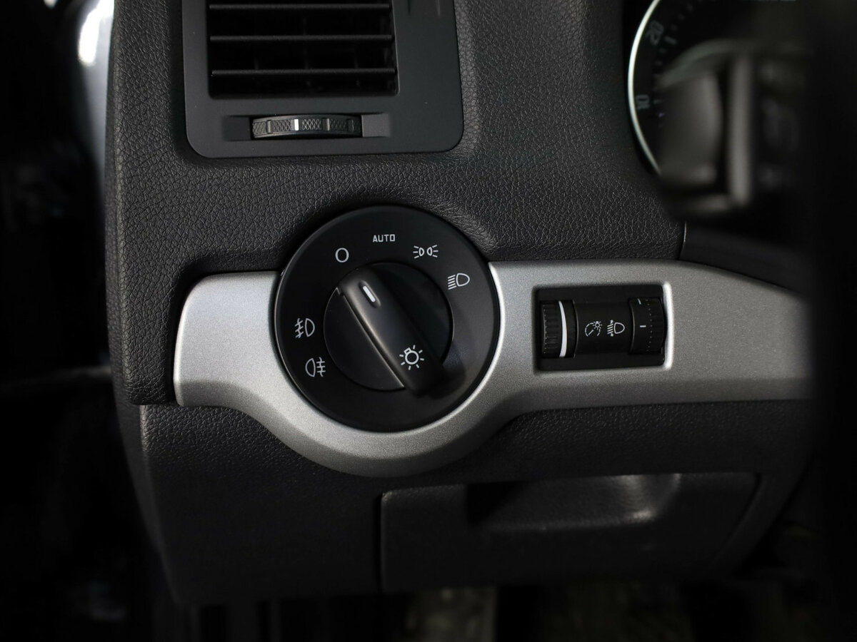 Skoda Octavia II (A5) Рестайлинг, 2012 Фото №12