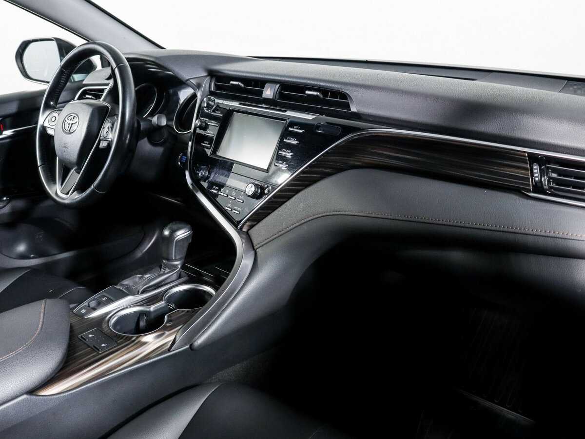 Toyota Camry, 2019 Фото №9