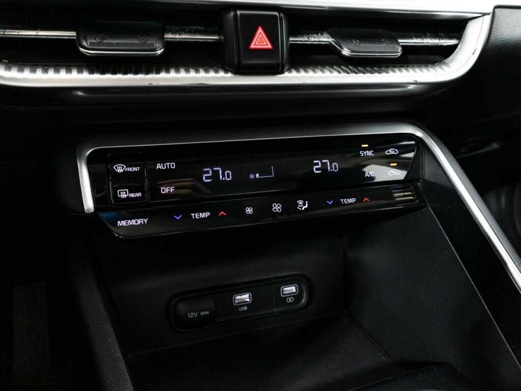 Kia K5, 2021 Фото №20