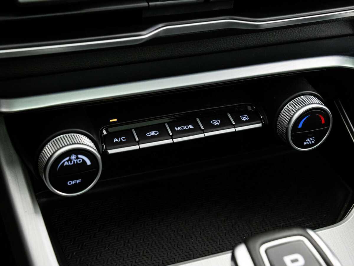 Geely Coolray, 2022 Фото №18