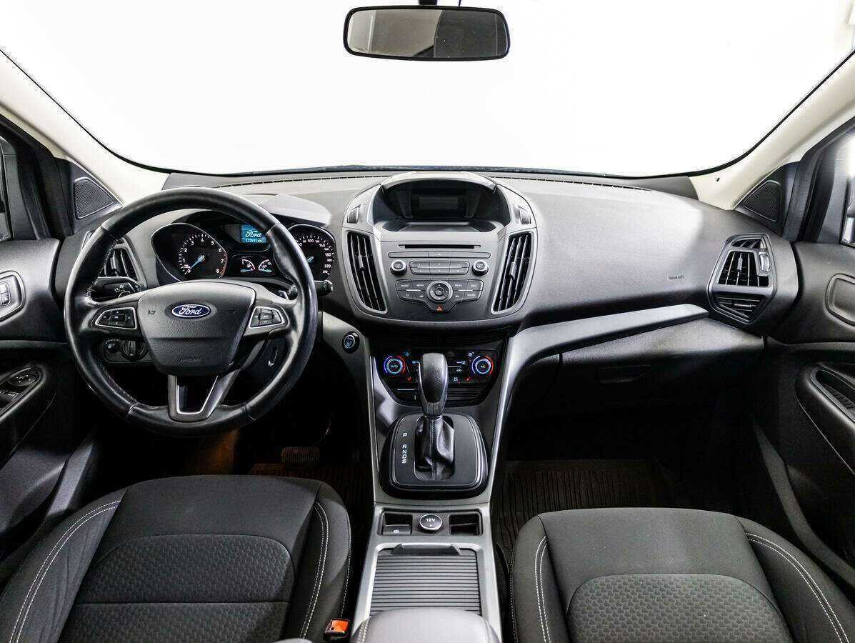 Ford Kuga, 2018 Фото №11