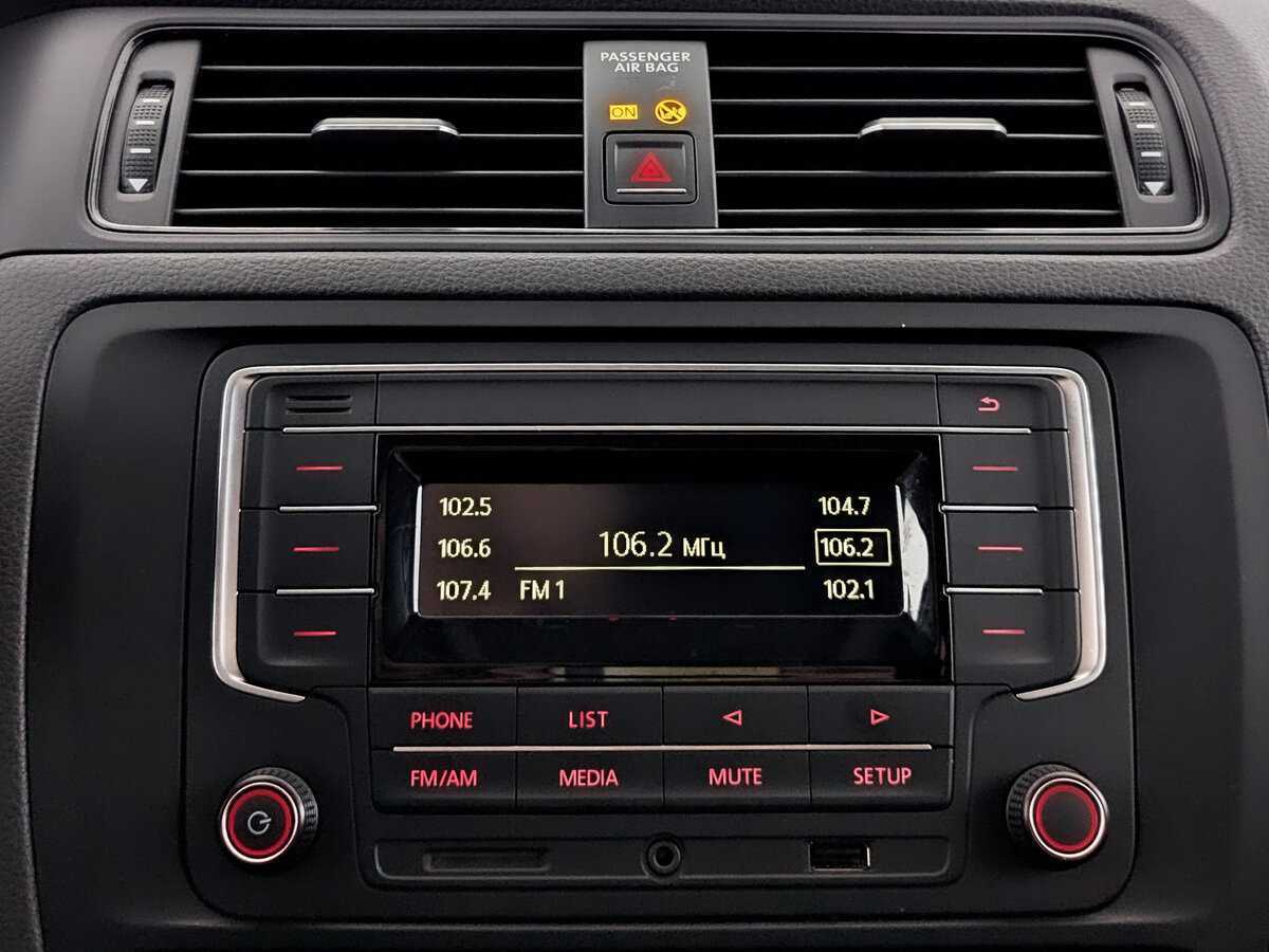 Volkswagen Jetta, 2016 Фото №15