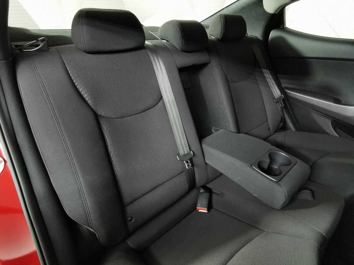 Hyundai Elantra, 2015 Фото №13