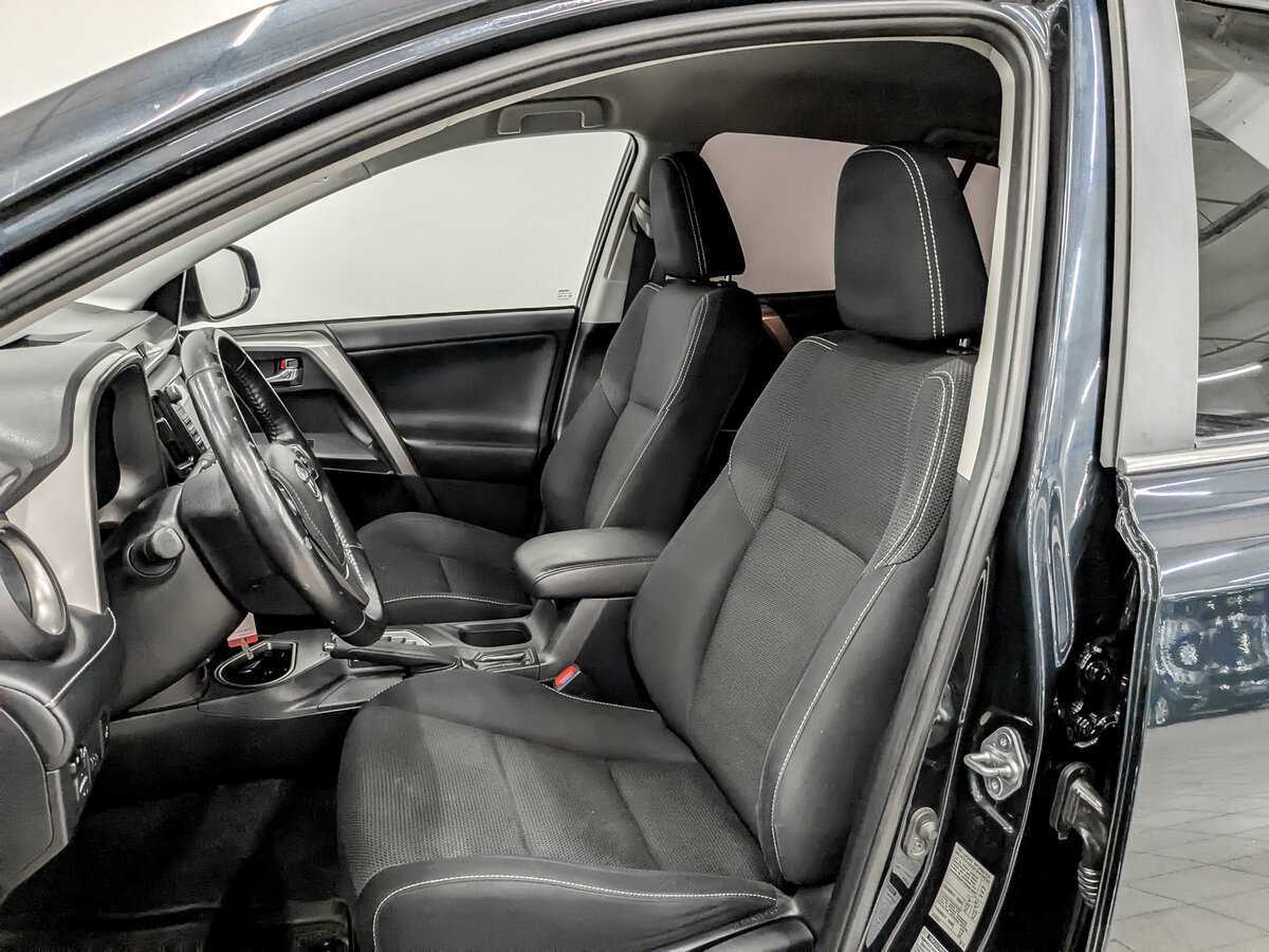 Toyota RAV4, 2017 Фото №19
