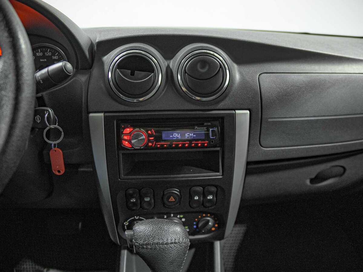 Nissan Almera, 2014 Фото №8