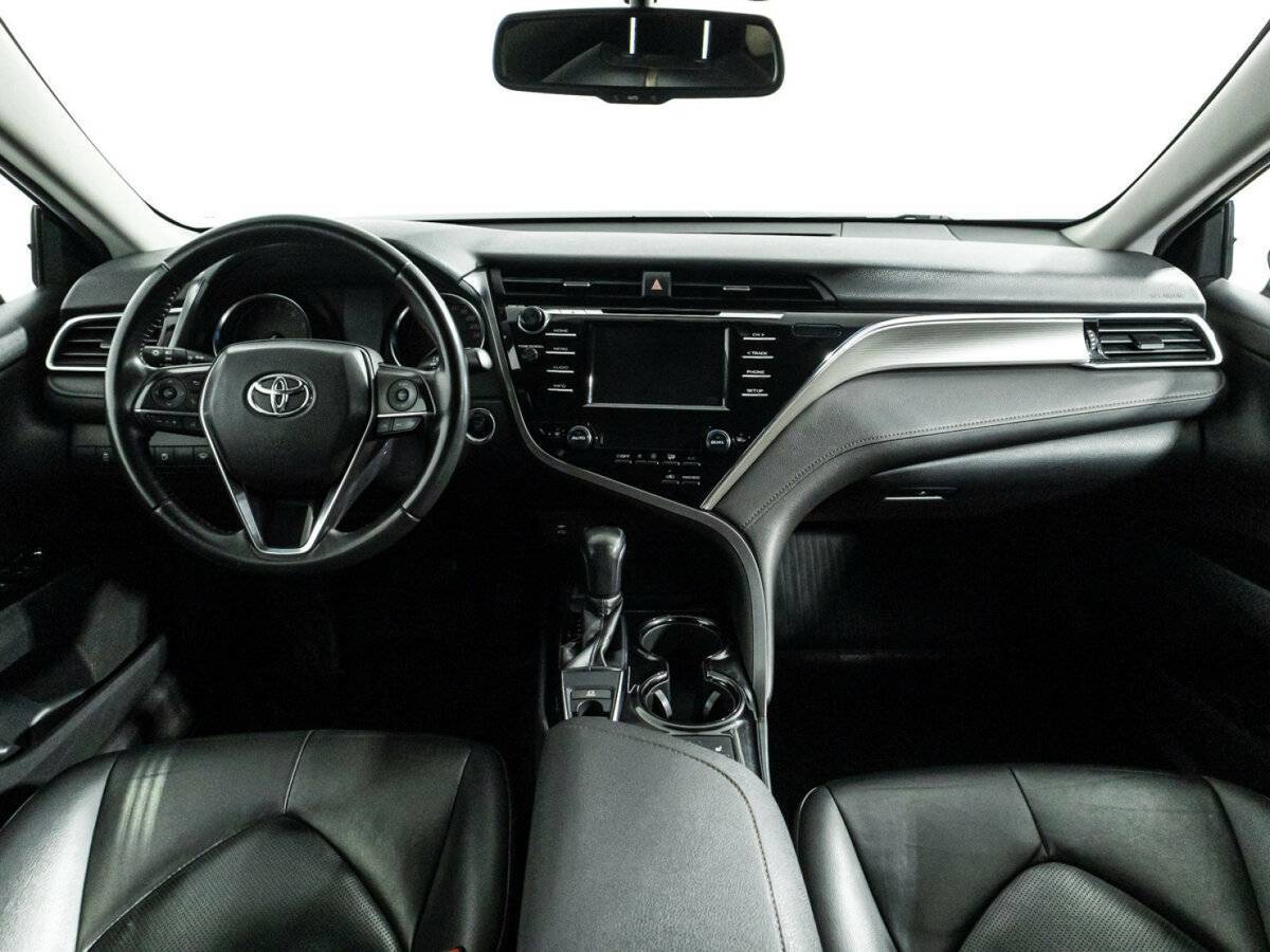 Toyota Camry, 2018 Фото №13