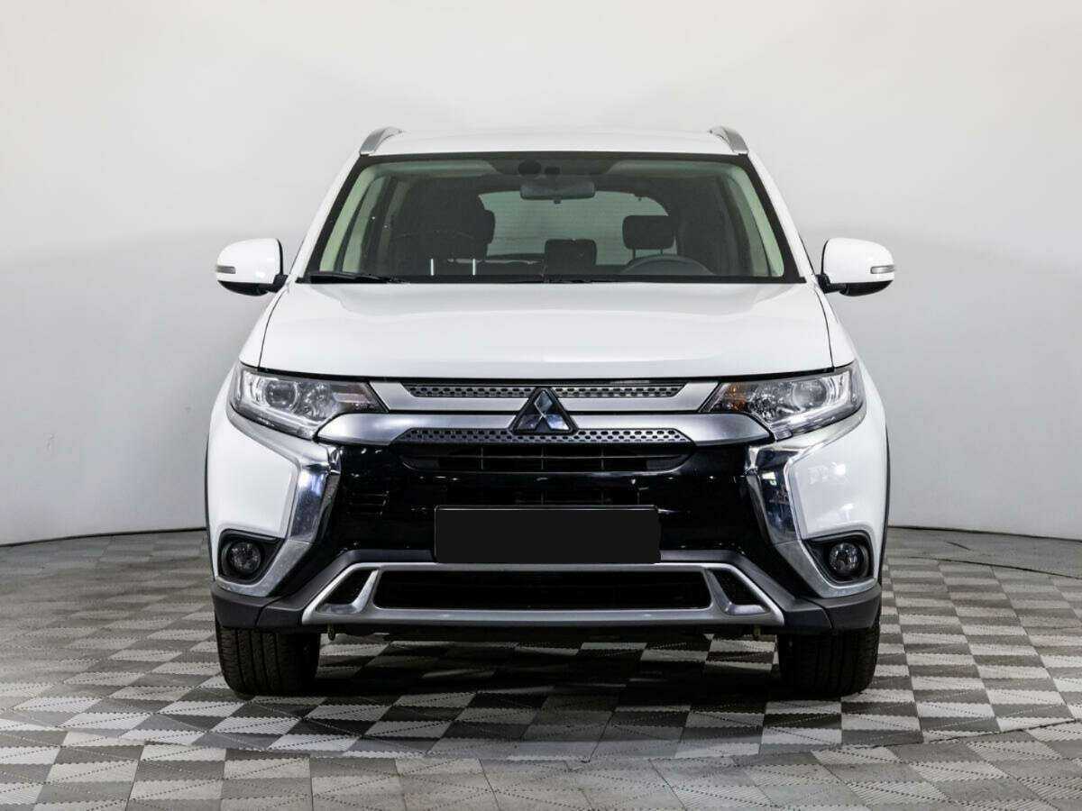 Mitsubishi Outlander, 2021 Фото №2