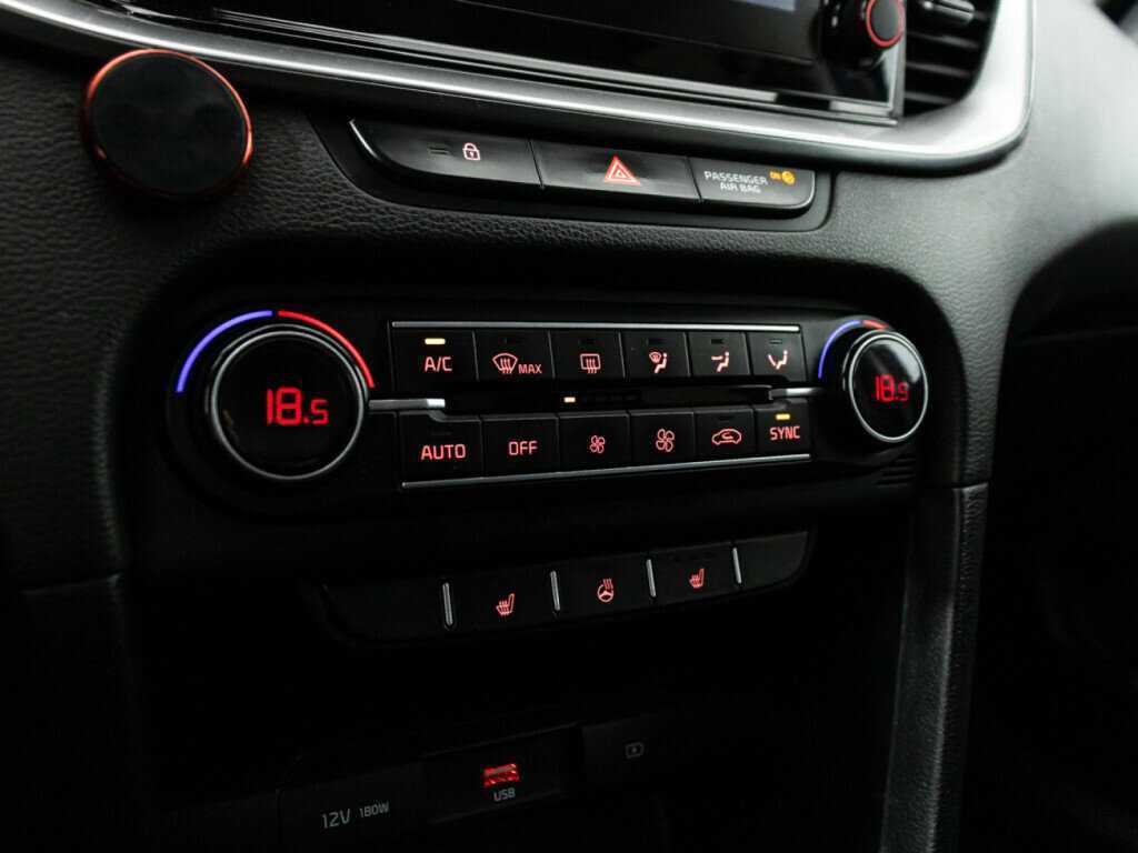 Kia Ceed, 2021 Фото №20