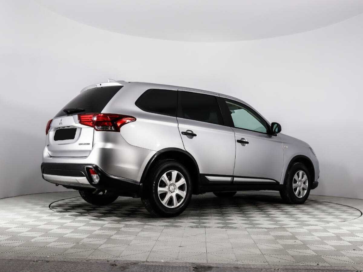 Mitsubishi Outlander, 2018 Фото №5